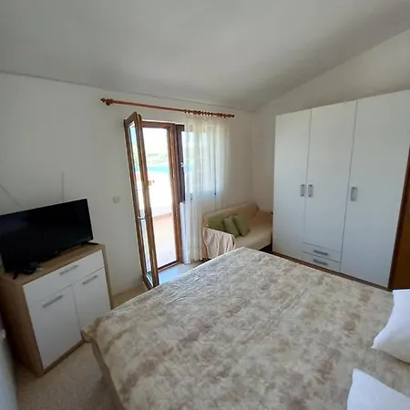 Grzelj-skledar Apartmán Pag Town